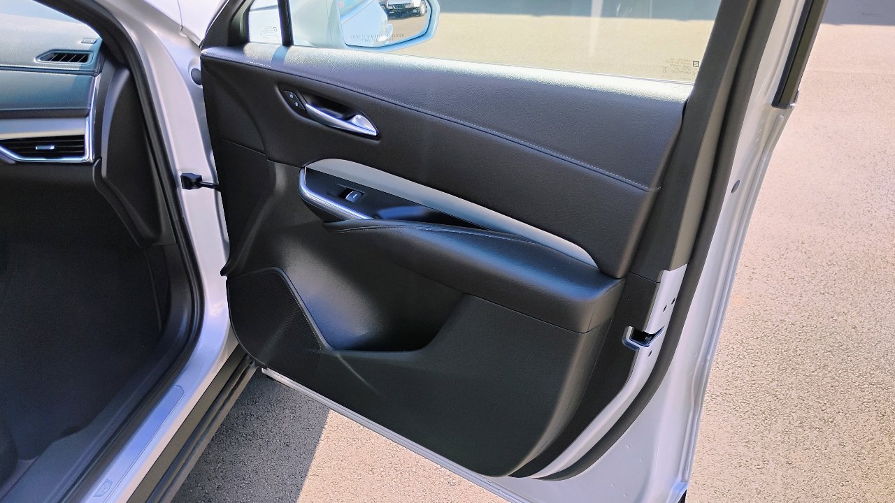 Used 2020 Cadillac XT4 Premium Luxury image 22