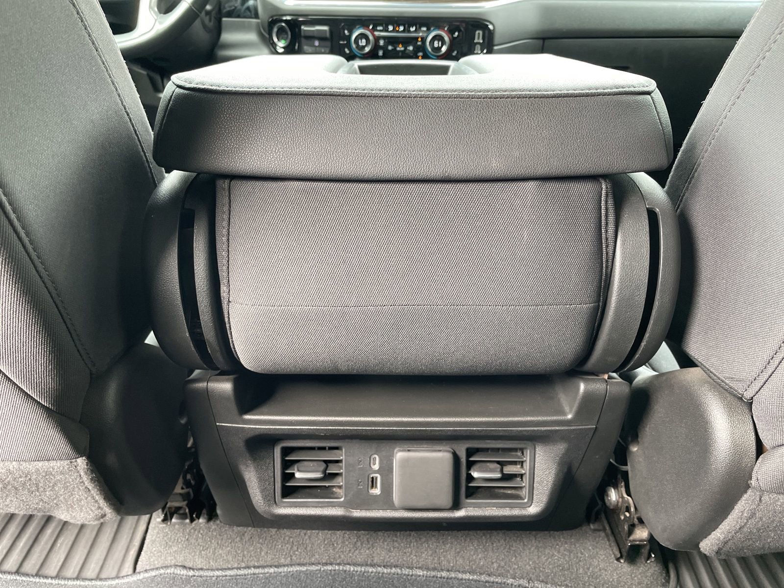 Used 2025 Chevrolet Silverado 1500 LT image 25