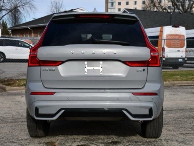 Certified 2025 Volvo XC60 B5 Plus image 6