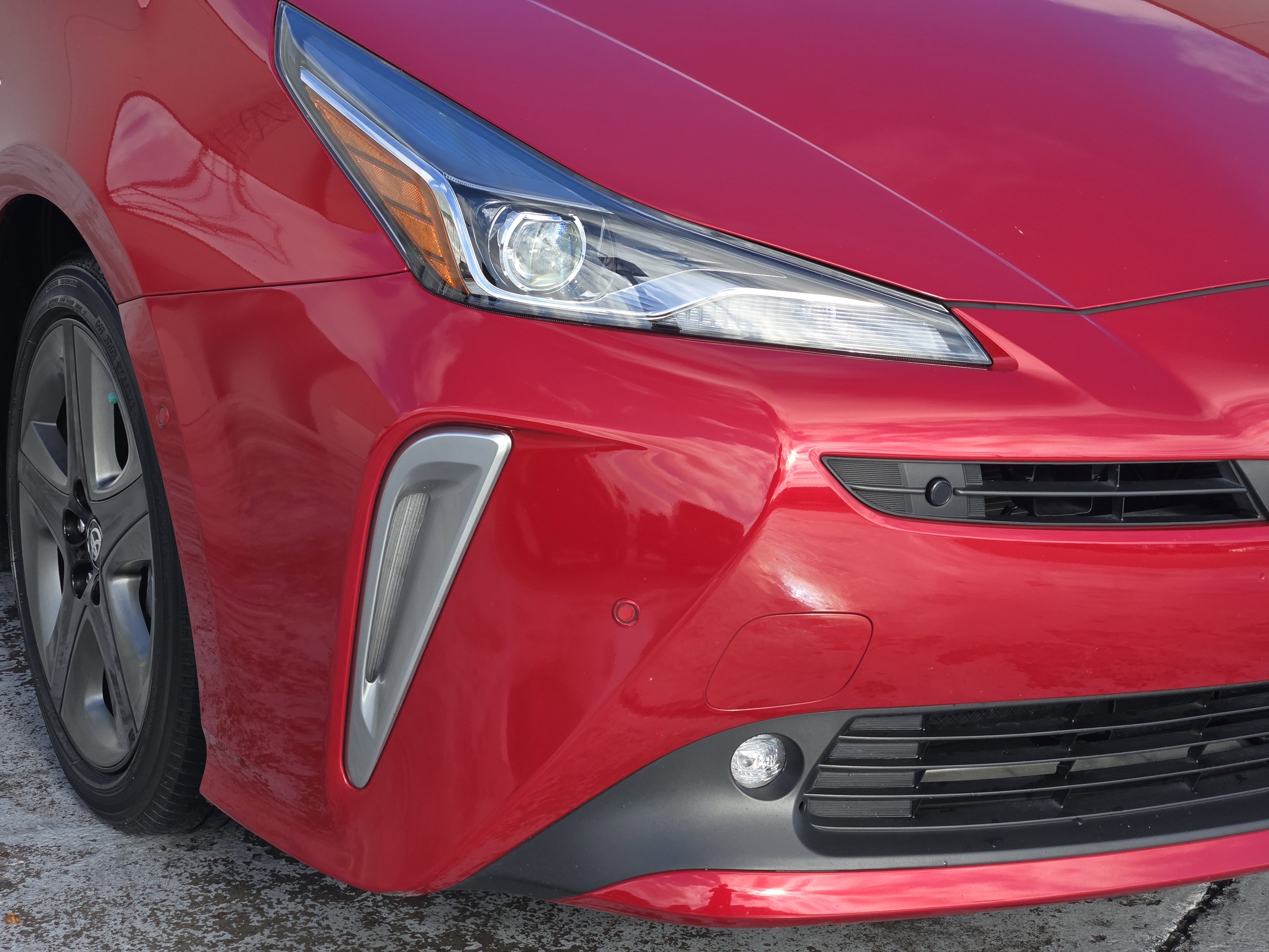 Used 2022 Toyota Prius Limited image 10