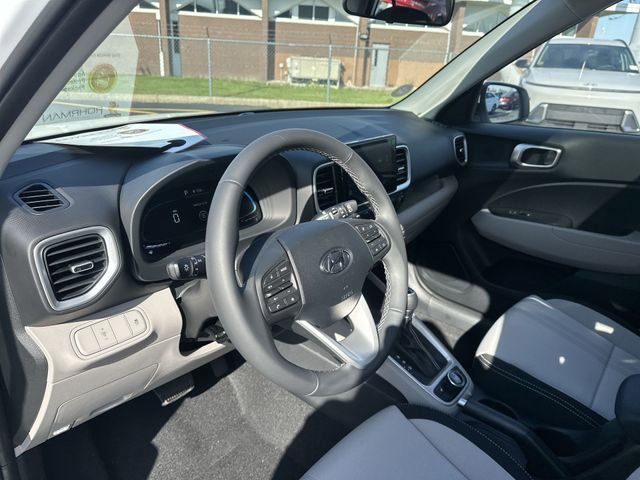 New 2026 Hyundai Venue SEL FWD image 12