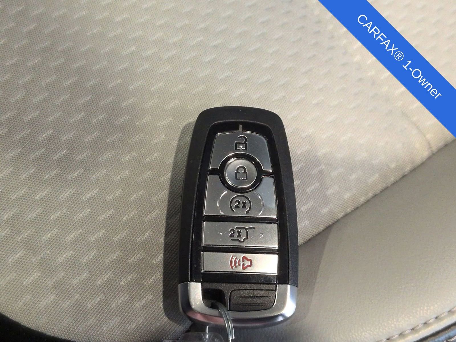 Used 2025 Ford Escape SE image 38