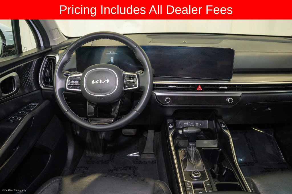 Certified 2024 Kia Sorento S FWD image 6