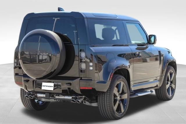 Certified 2024 Land Rover Defender 90 V8 AWD/4WD image 8