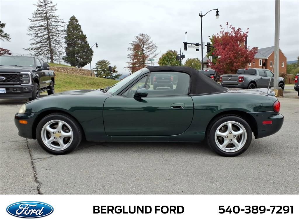 Used 2002 MAZDA MX-5 Miata image 12