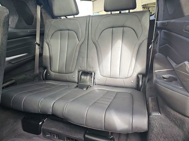 Used 2020 BMW X7 M50i image 35
