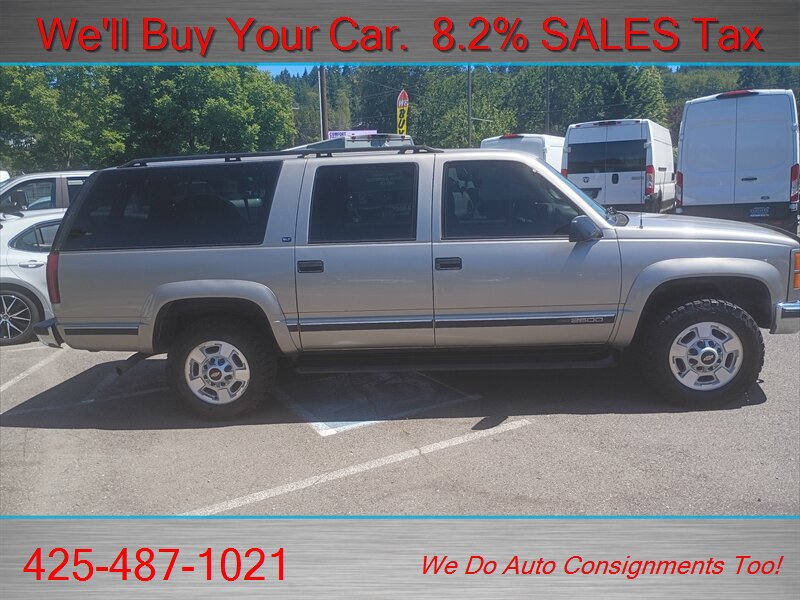 Used 1999 GMC Suburban 2500 AWD/4WD image 4