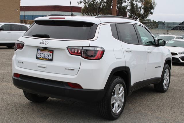 Used 2022 Jeep Compass Latitude image 5