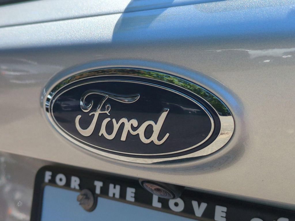 Used 2019 Ford Escape SE AWD/4WD image 25