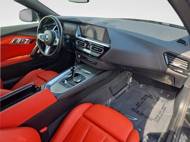 Used 2022 BMW Z4 M40i w/ Premium Package RWD image 28