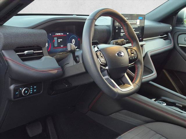 Used 2025 Ford Explorer ST-Line RWD image 2