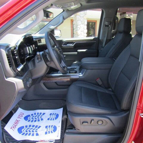 Used 2026 Chevrolet Silverado 1500 RST w/ Convenience Package II AWD/4WD image 8