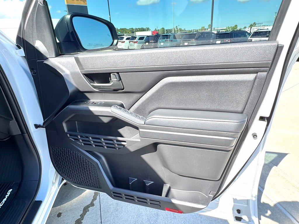 Used 2026 Toyota Tacoma SR w/ SR Upgrade Package RWD image 27