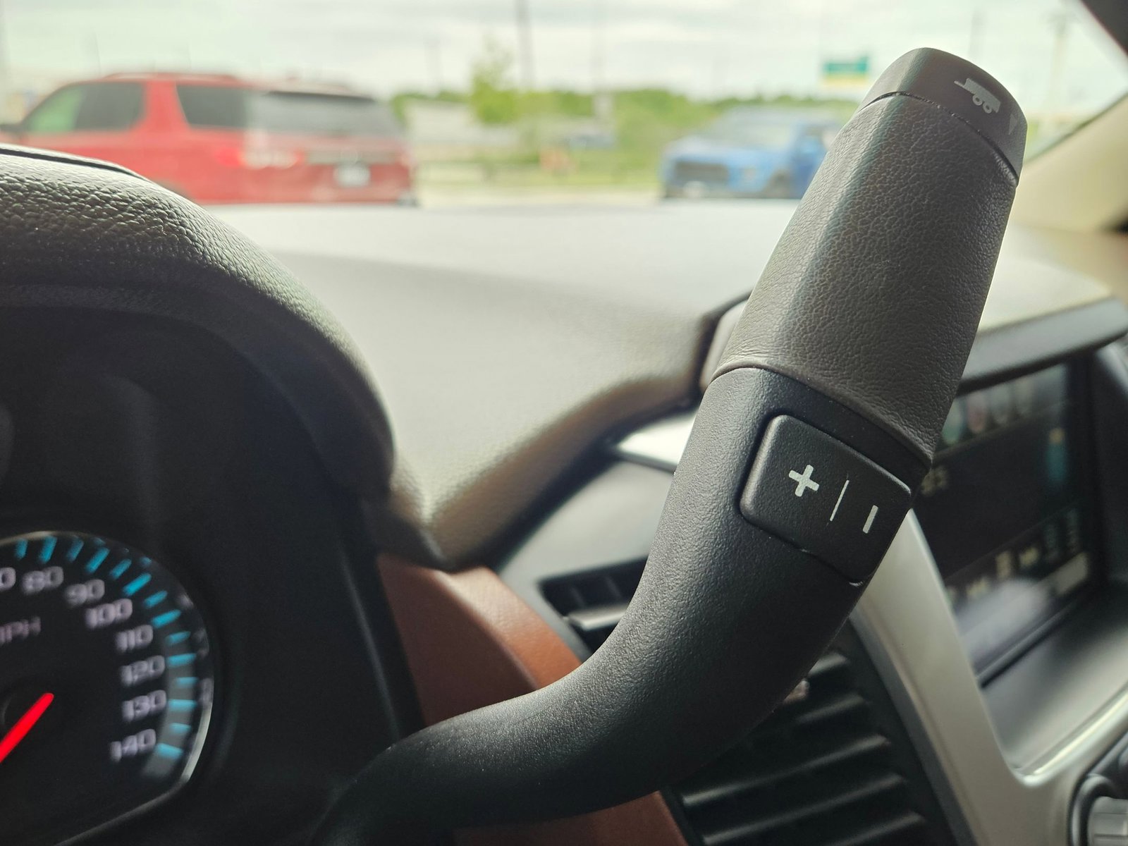 Used 2019 Chevrolet Tahoe Premier RWD image 13