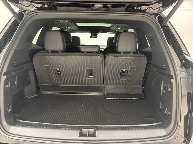 Used 2025 Buick Enclave Avenir w/ Super Cruise Package AWD/4WD image 17