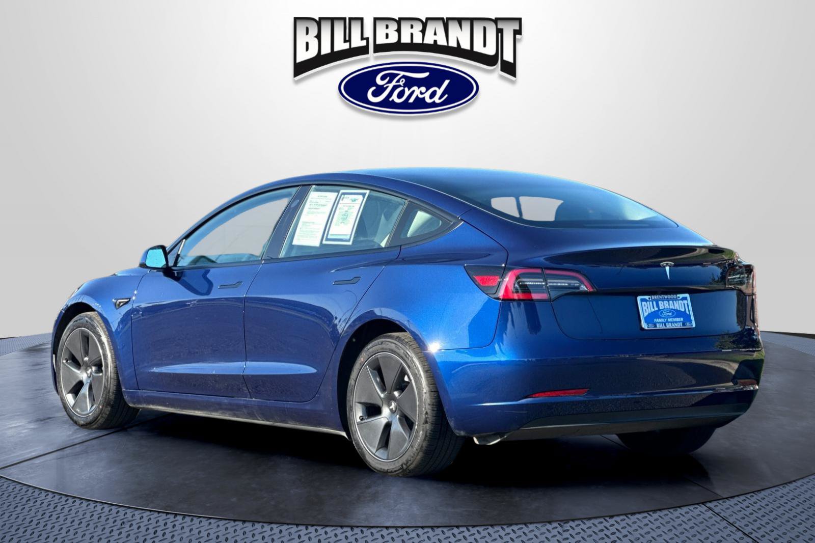 Used 2023 Tesla Model 3 Standard Range RWD image 5