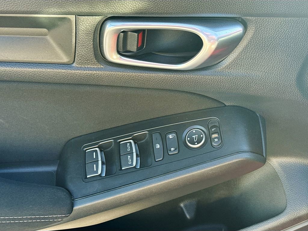 Used 2023 Honda Civic Sport image 18