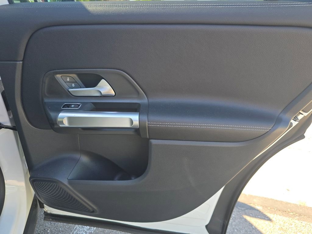 Certified 2023 Mercedes-Benz GLB 250 4MATIC image 24