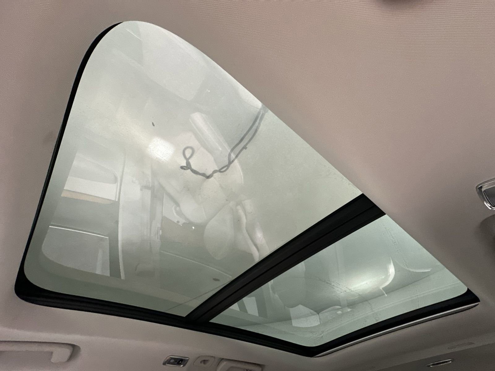 Used 2020 Volvo XC90 T6 Inscription w/ Protection Package Premier image 26