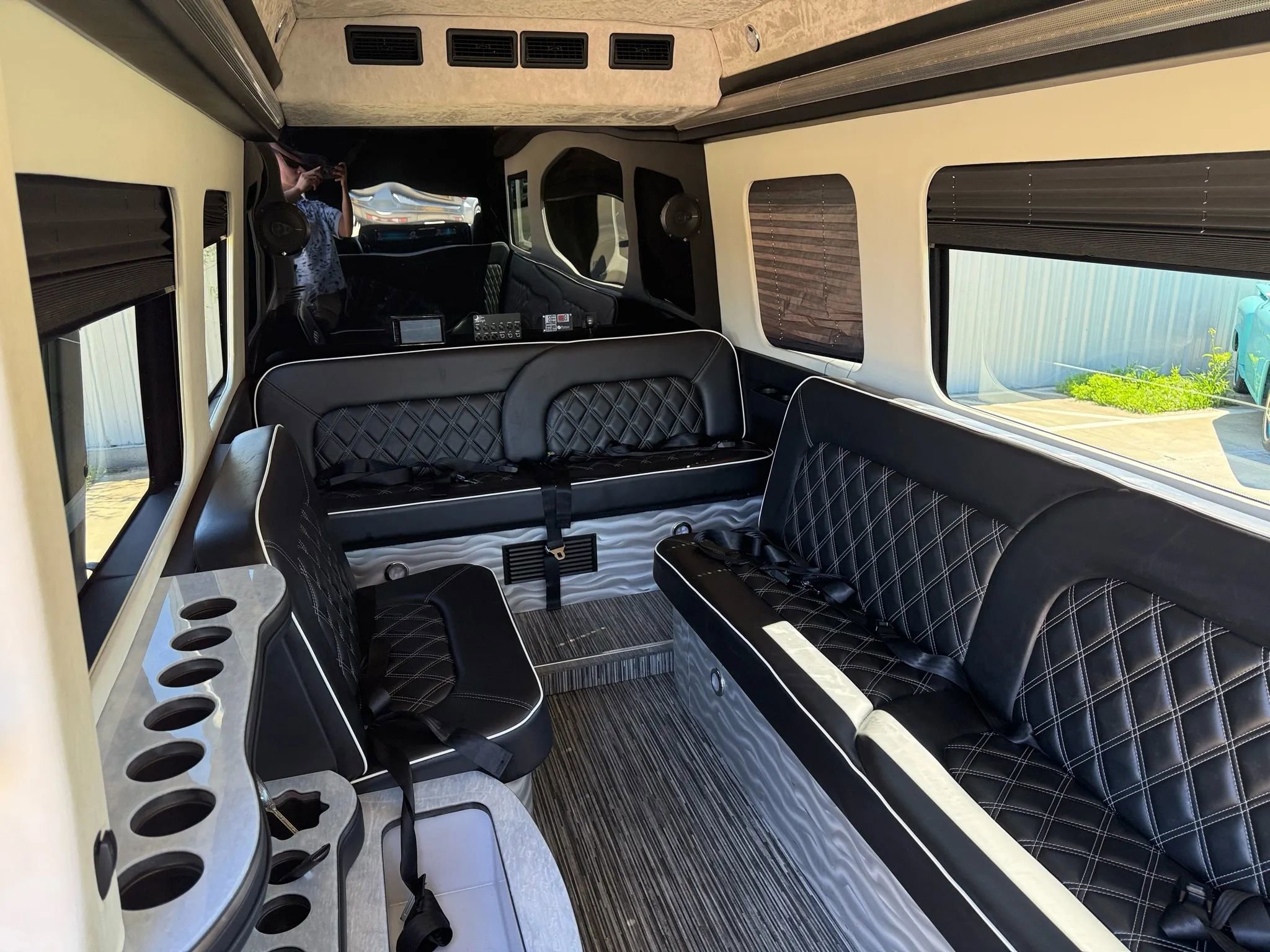Used 2023 Mercedes-Benz Sprinter 3500 image 38