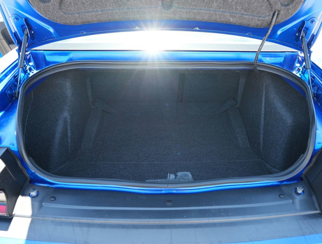 Used 2018 Dodge Challenger R/T RWD image 27