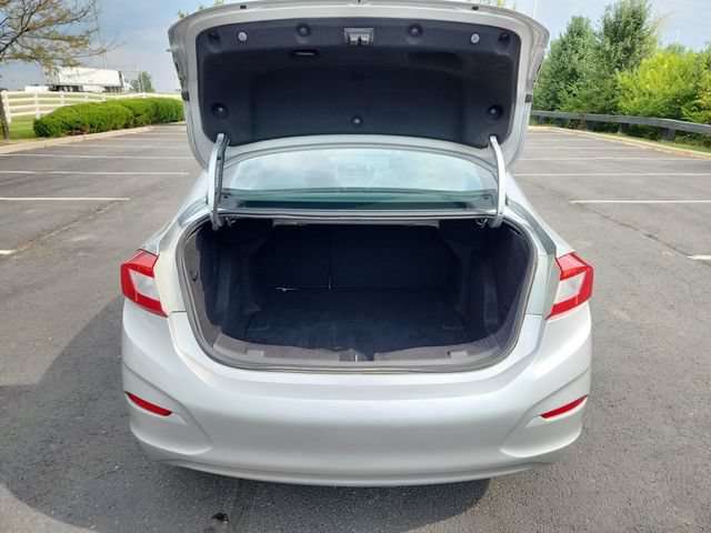 Used 2017 Chevrolet Cruze Premier FWD image 30