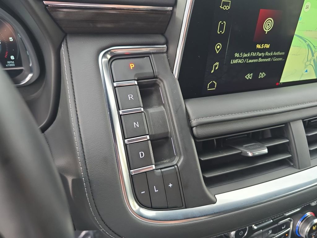 Certified 2024 GMC Yukon XL SLE image 17