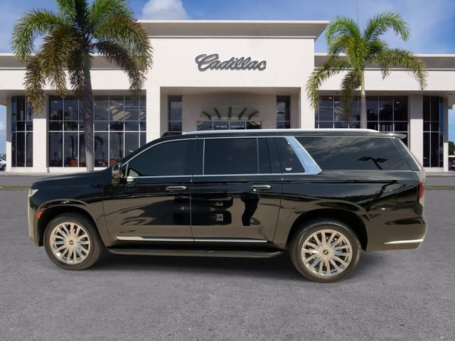 Used 2023 Cadillac Escalade ESV Premium Luxury RWD image 8