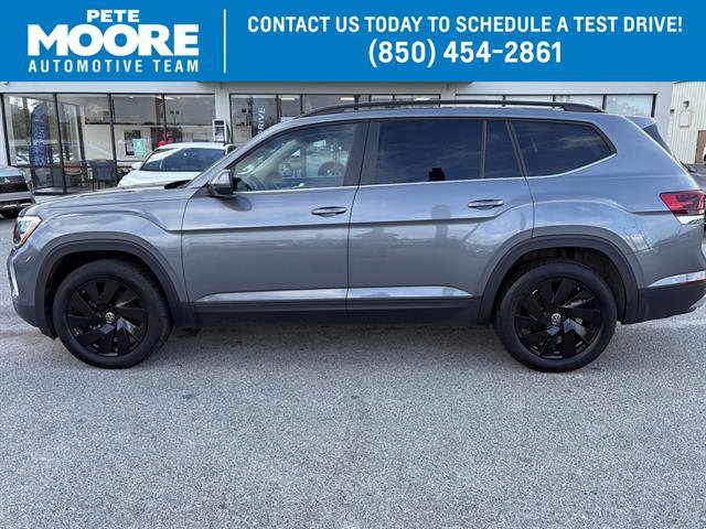 Certified 2025 Volkswagen Atlas SE w/ Panoramic Sunroof Package image 1