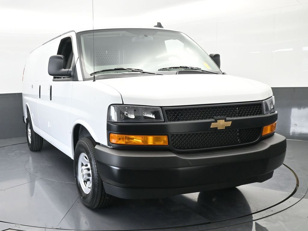 New 2025 Chevrolet Express 2500 w/ Driver Convenience Package image 9