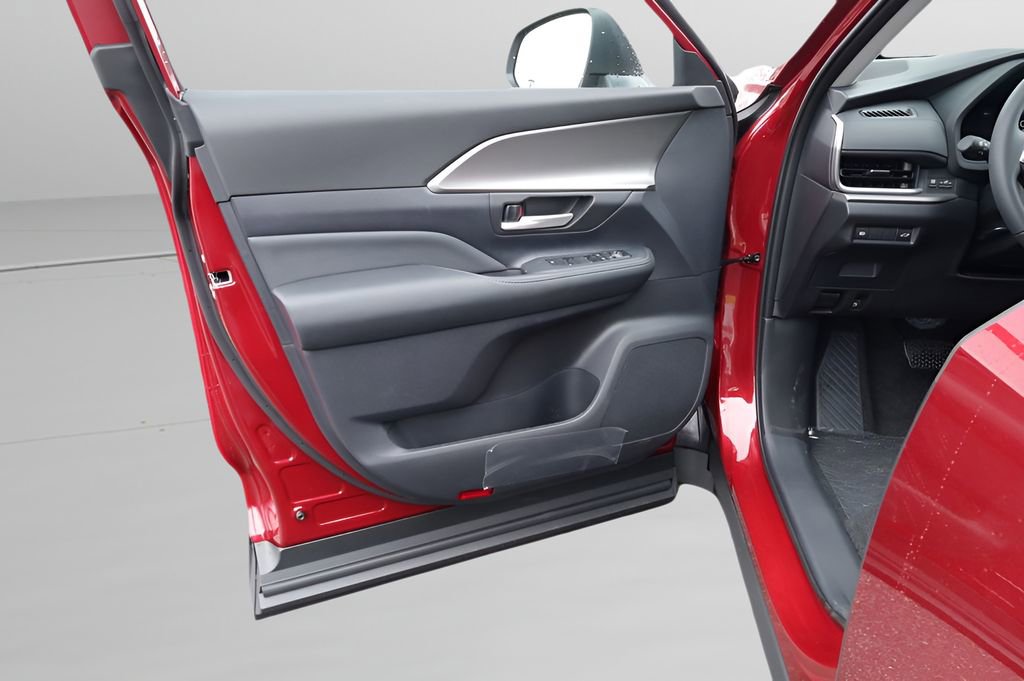 New 2026 Toyota Grand Highlander XLE image 7