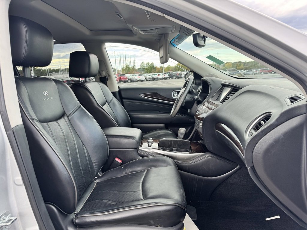 Used 2014 INFINITI QX60 AWD w/ Deluxe Touring Package image 13