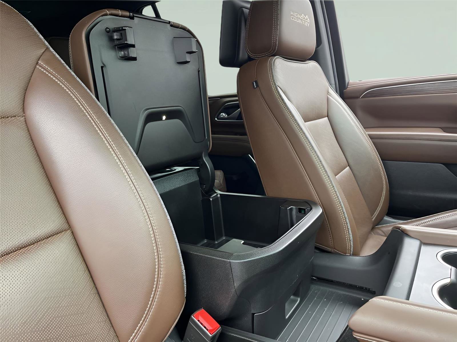 Used 2022 Chevrolet Tahoe High Country image 39