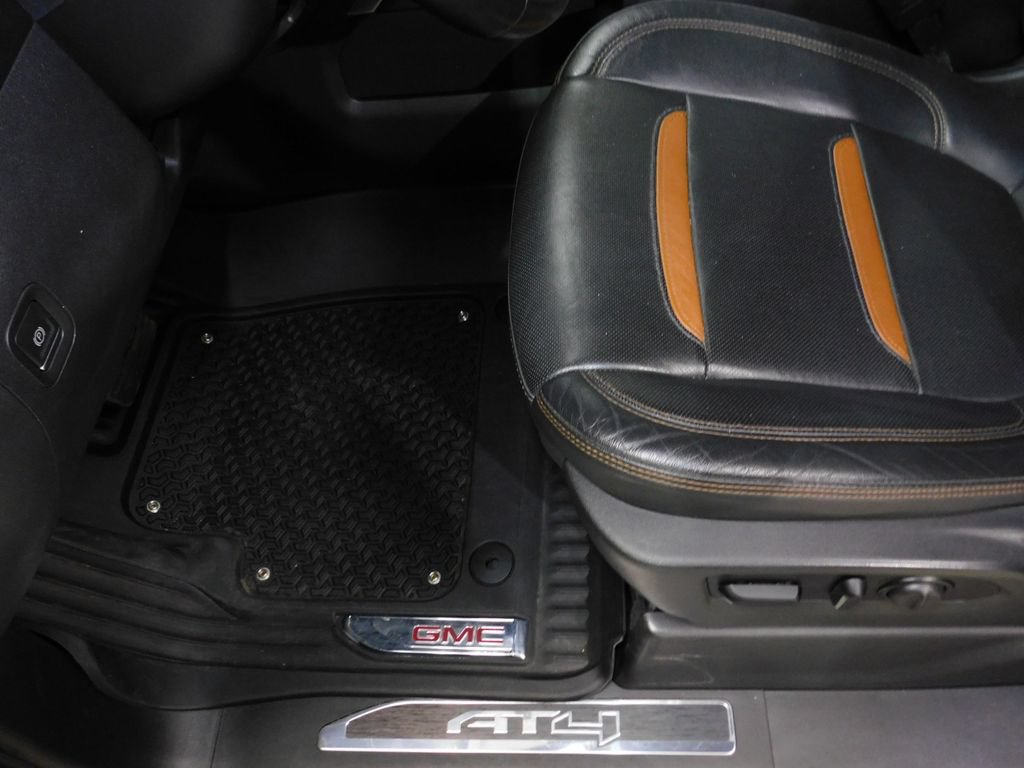 Used 2021 GMC Sierra 1500 AT4 w/ AT4 Value Package AWD/4WD image 28