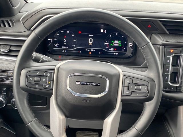 Certified 2023 GMC Yukon Denali image 7