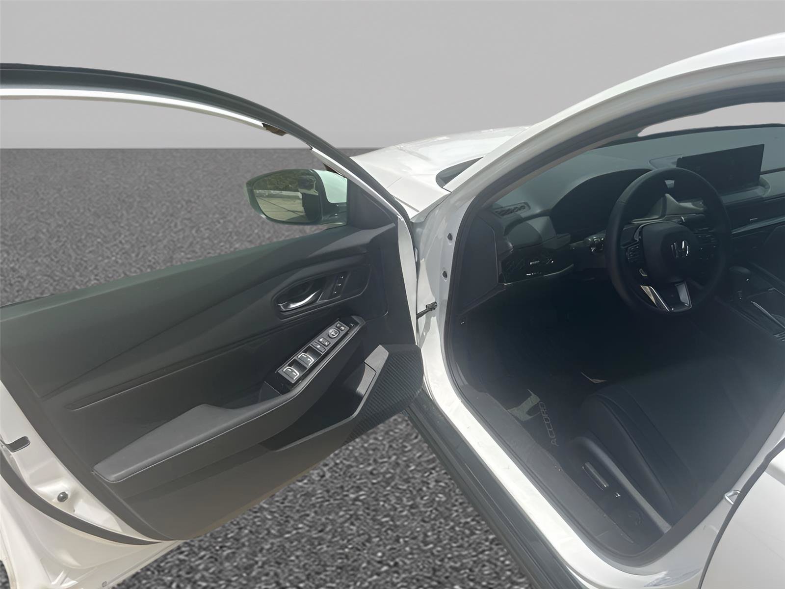 Used 2025 Honda Accord Touring image 17