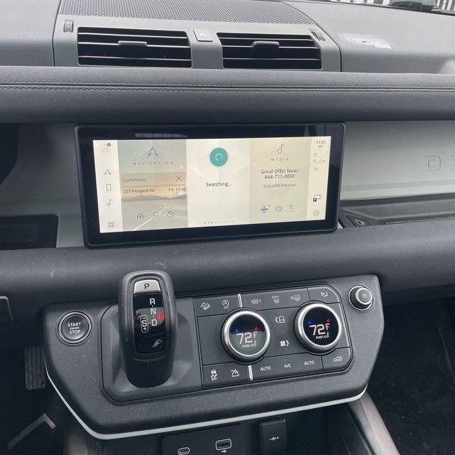 Used 2023 Land Rover Defender 110 X-Dynamic SE image 10