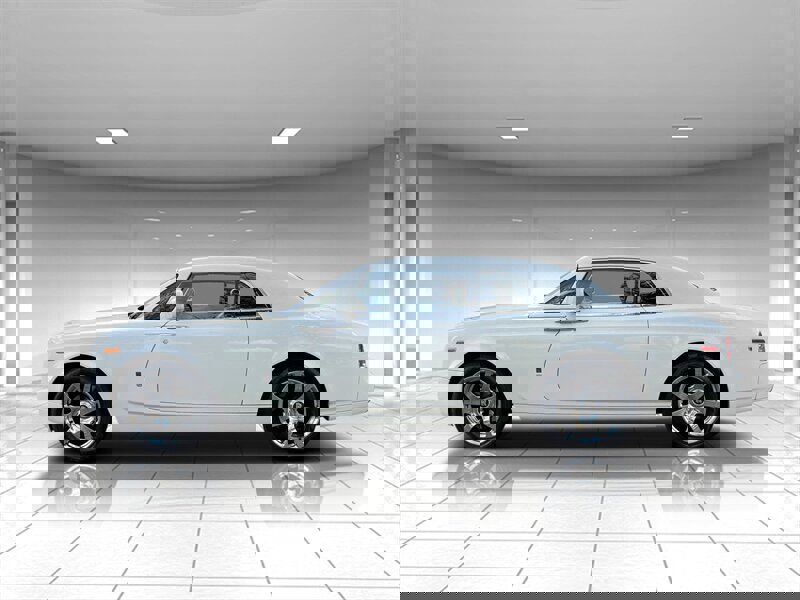 Used 2010 Rolls-Royce Phantom Coupe image 2