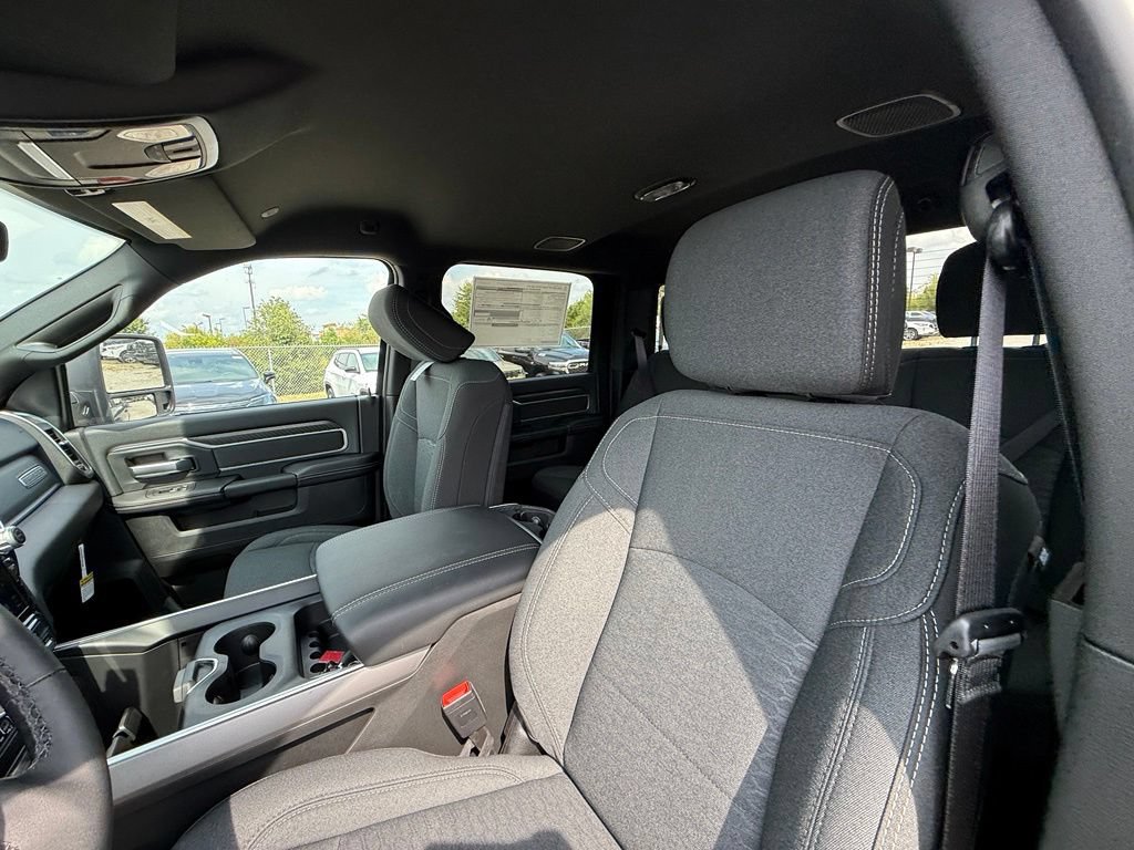 New 2027 RAM 2500 Big Horn AWD/4WD image 14