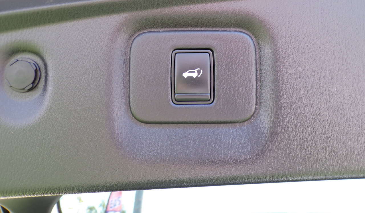 Used 2016 INFINITI QX60 AWD w/ Premium Plus Package image 7