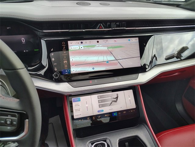 Used 2024 Jeep Wagoneer Launch Edition image 20