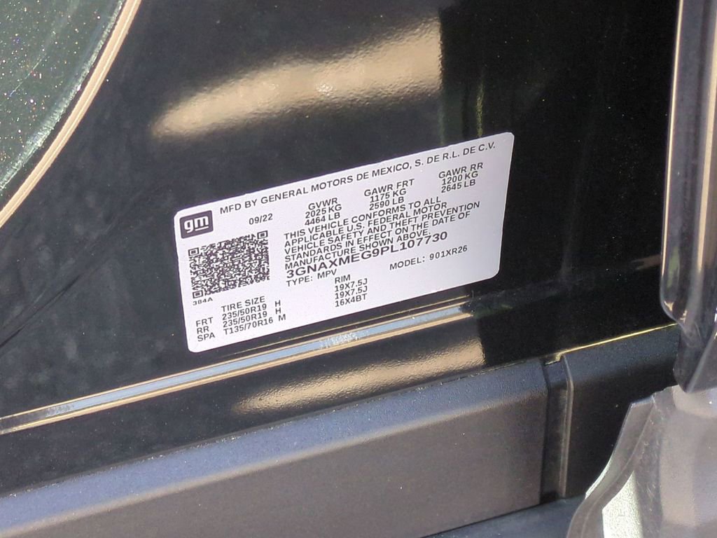 Used 2023 Chevrolet Equinox RS w/ RS Leather Package image 34