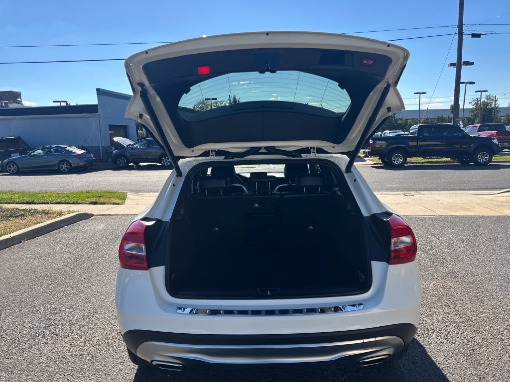 Used 2016 Mercedes-Benz GLA 250 4MATIC image 16