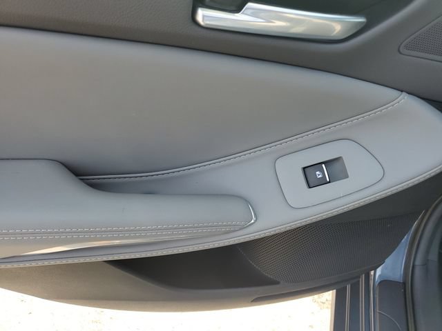 Used 2021 Toyota Avalon XLE w/ Moonroof Package FWD image 15