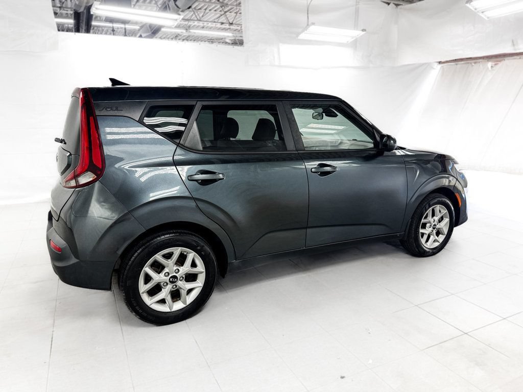 Used 2020 Kia Soul S FWD image 7