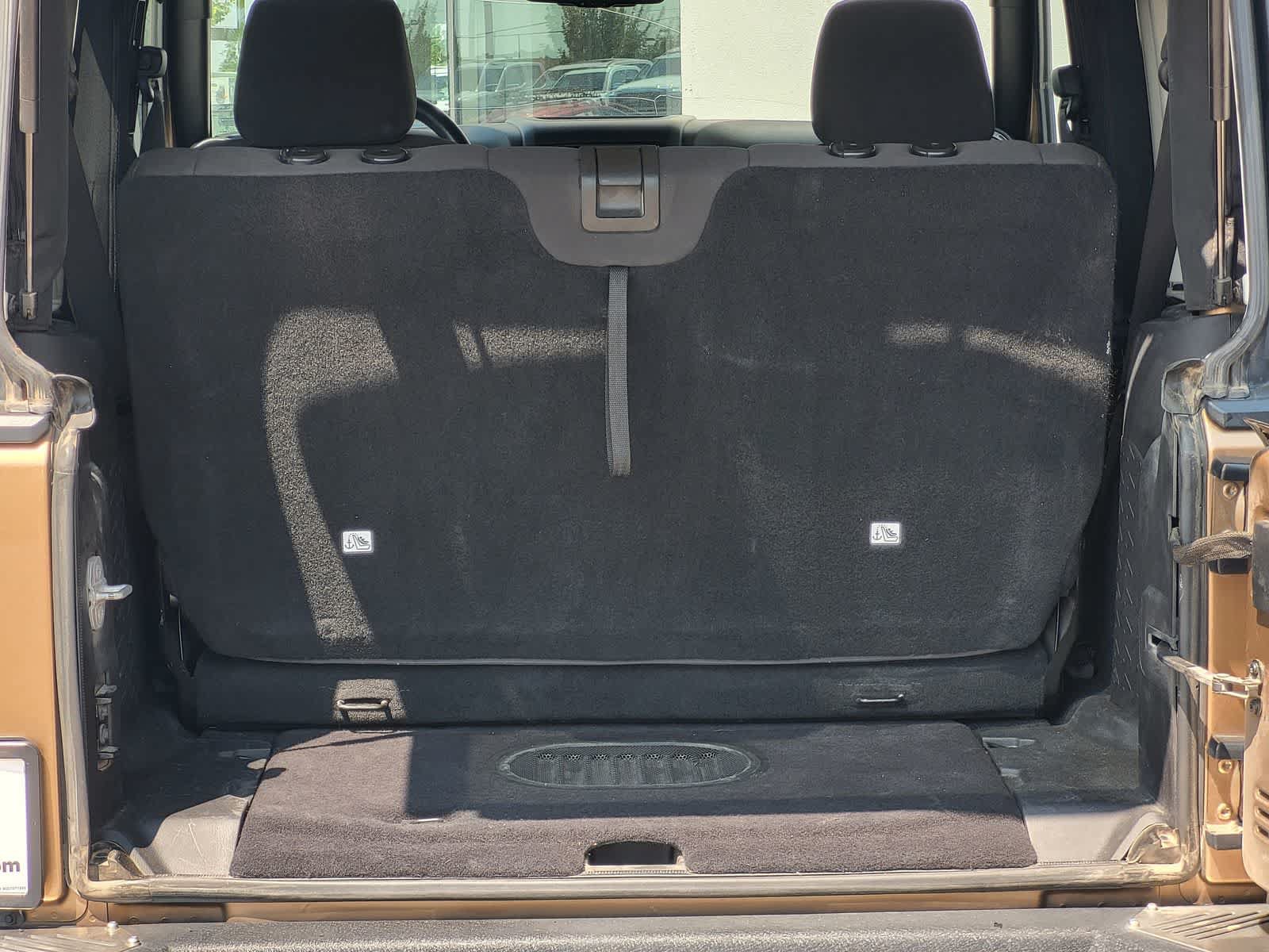 Used 2015 Jeep Wrangler Sport AWD/4WD image 28