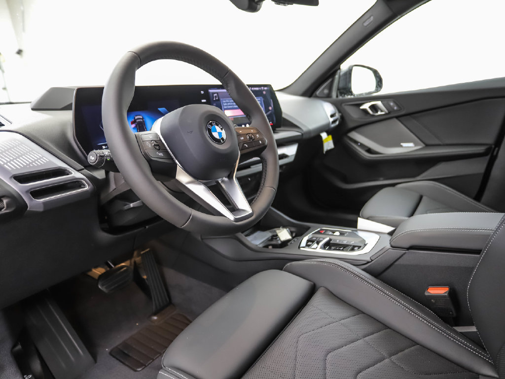 Used 2026 BMW 228i xDrive w/ Technology Package AWD/4WD image 10