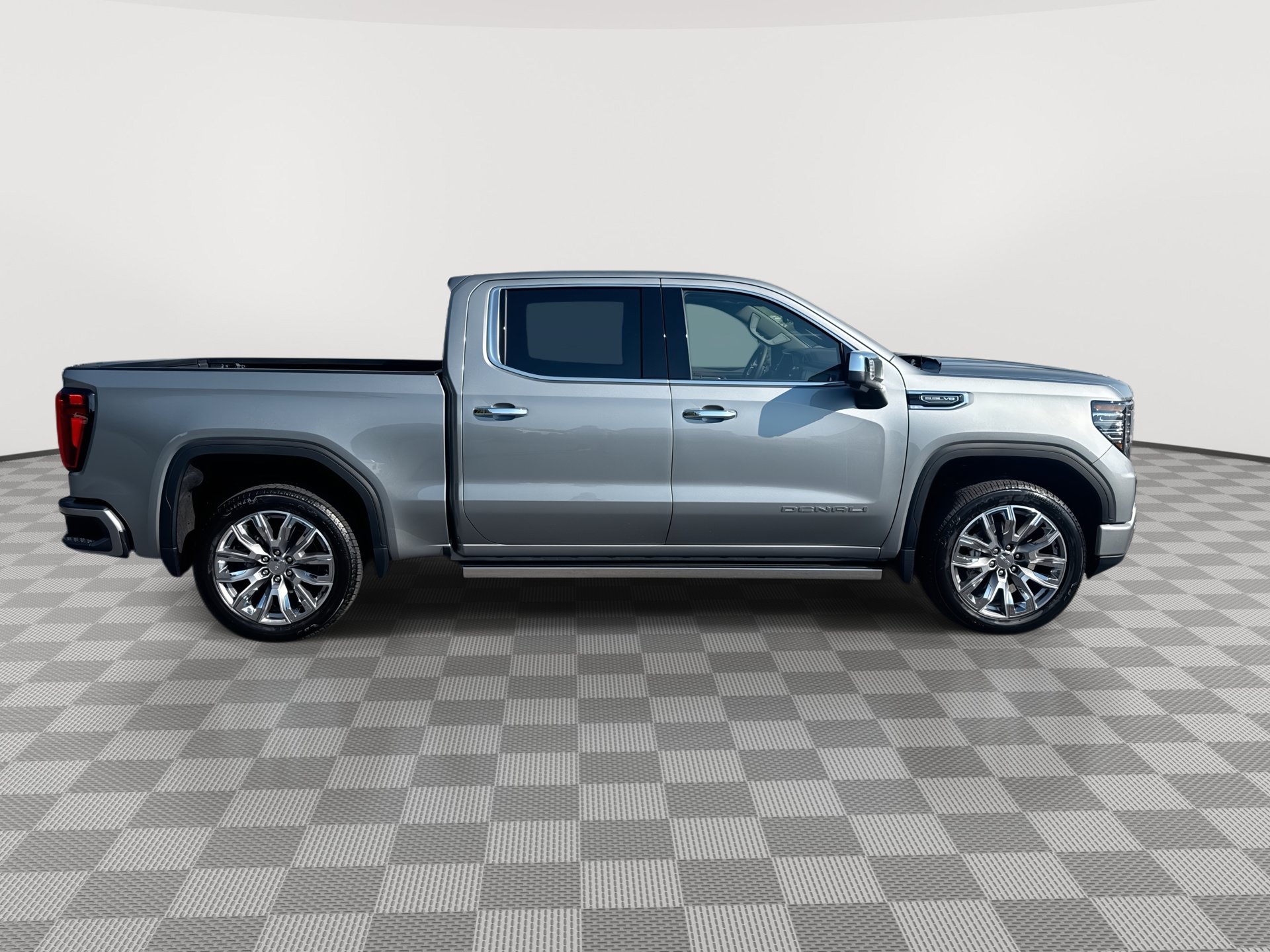 New 2026 GMC Sierra 1500 Denali w/ Denali Reserve Package AWD/4WD image 9