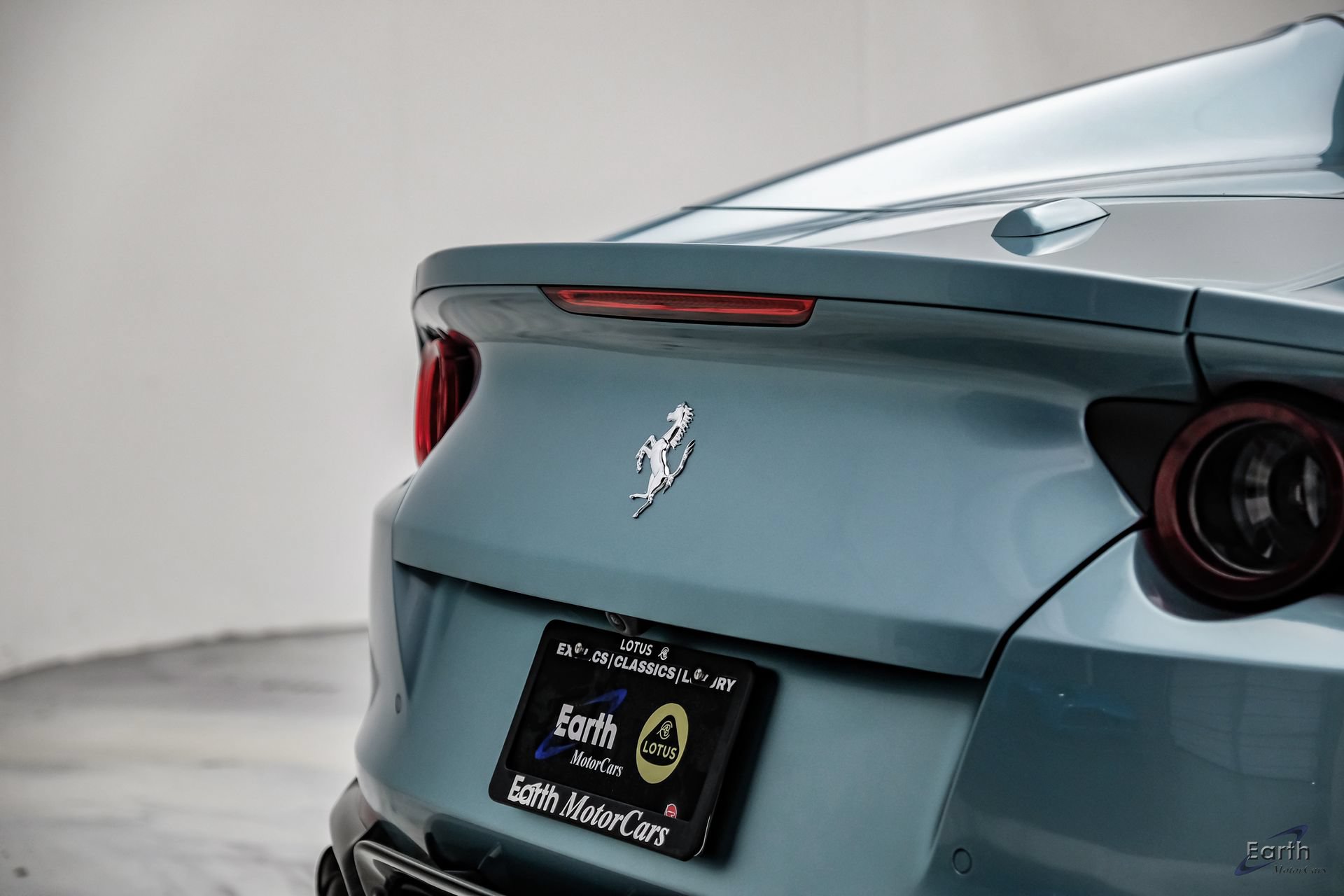 Used 2023 Ferrari 812 GTS RWD image 19
