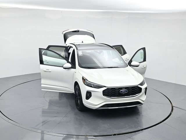 New 2025 Ford Escape ST-Line Elite w/ Premium Technology Package image 46